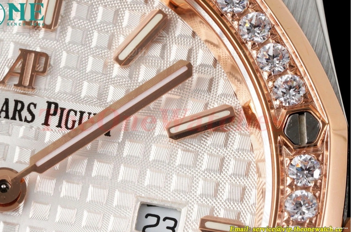 RG white Swiss Ladies 33mm Royal SS  Dial Quartz 8F Oak 0414